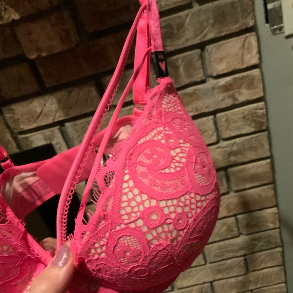 VS bra - Picture 2 of 3